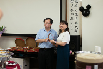 114.06.18劉淑爾老師退休及沈新民老師榮升副教授餐會圖片