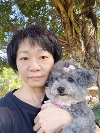 李采容 行政組員圖片
