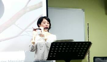 104-1學期「唇指之間~長笛幻想曲」音樂講座圖片