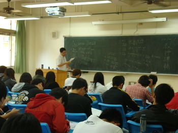 101-1學期微積分教師課業輔導圖片