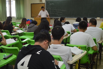 103-2學期微積分教師課業輔導圖片