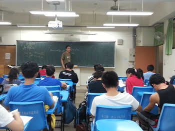 102-1學期專任教師微積分課業輔導圖片