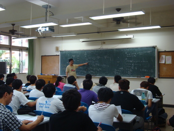 102-1學期專任教師微積分課業輔導圖片