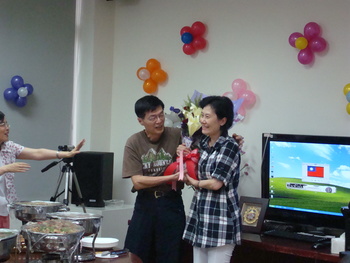 100-2學期侯守潔老師退休歡送會圖片