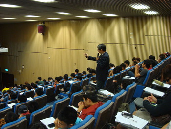 102-1學期人權教育系列講座-學生在學關係之權利救濟圖片